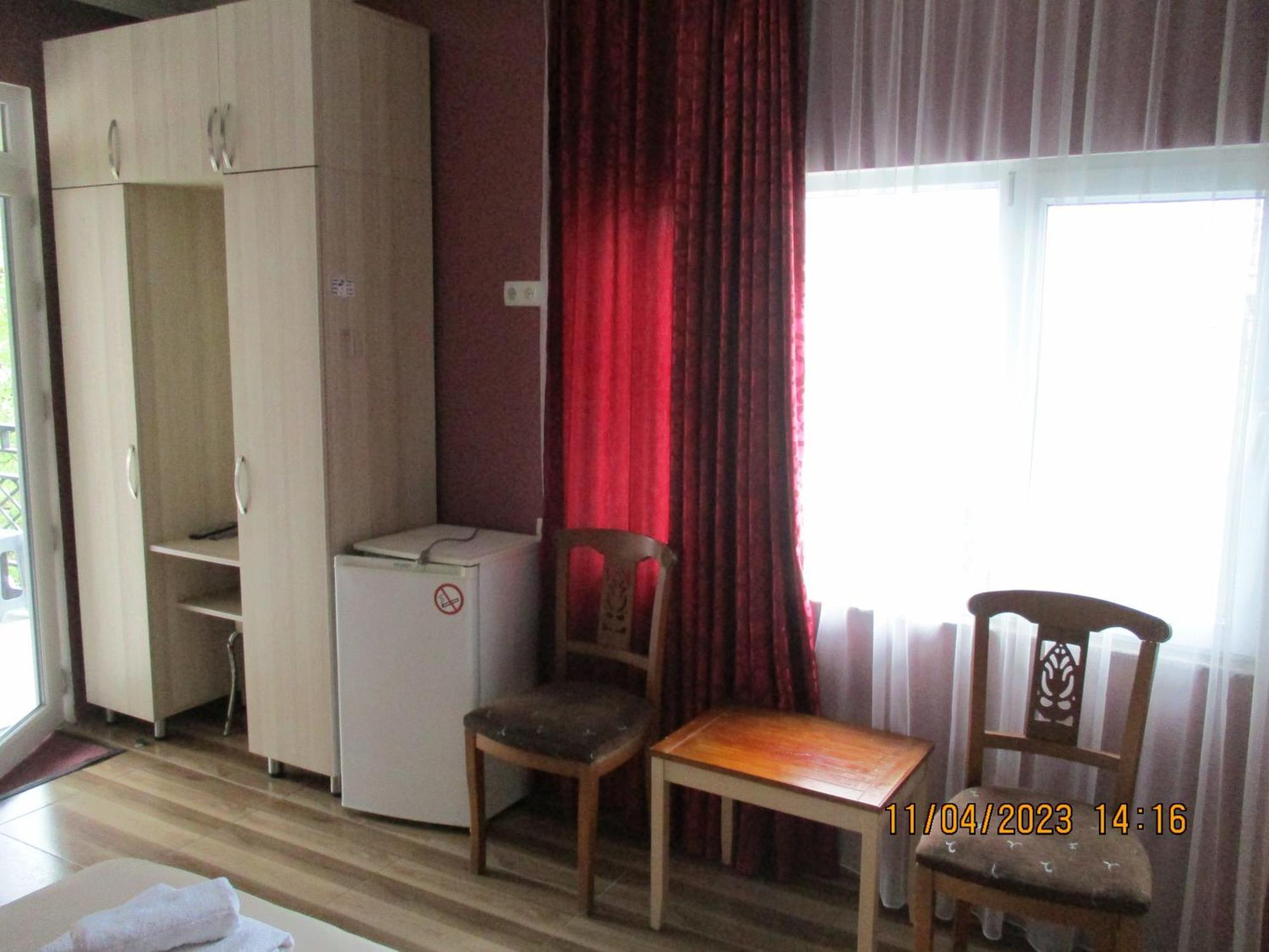 Guest House Nino Makhinjauri Kamer foto