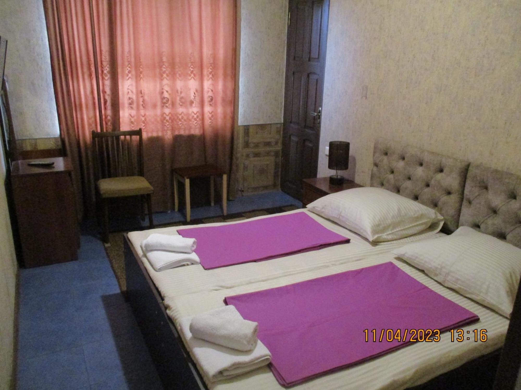 Guest House Nino Makhinjauri Kamer foto